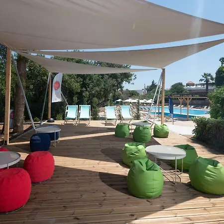 Breeze Elounda